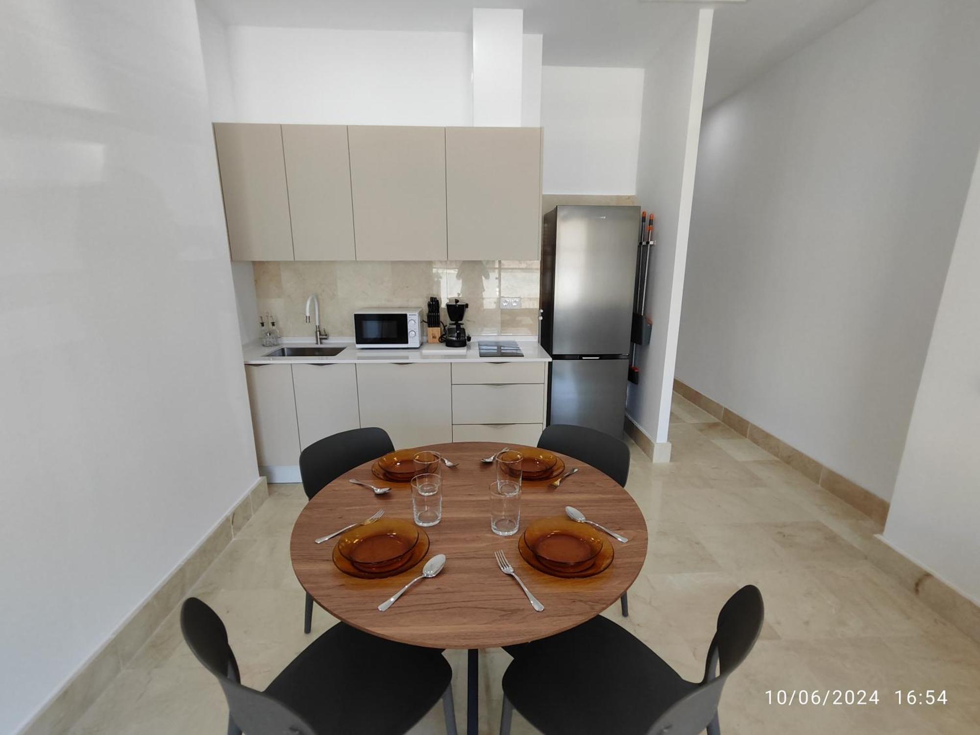 Apartamentos Luxury Playa Victoria Кадис Экстерьер фото