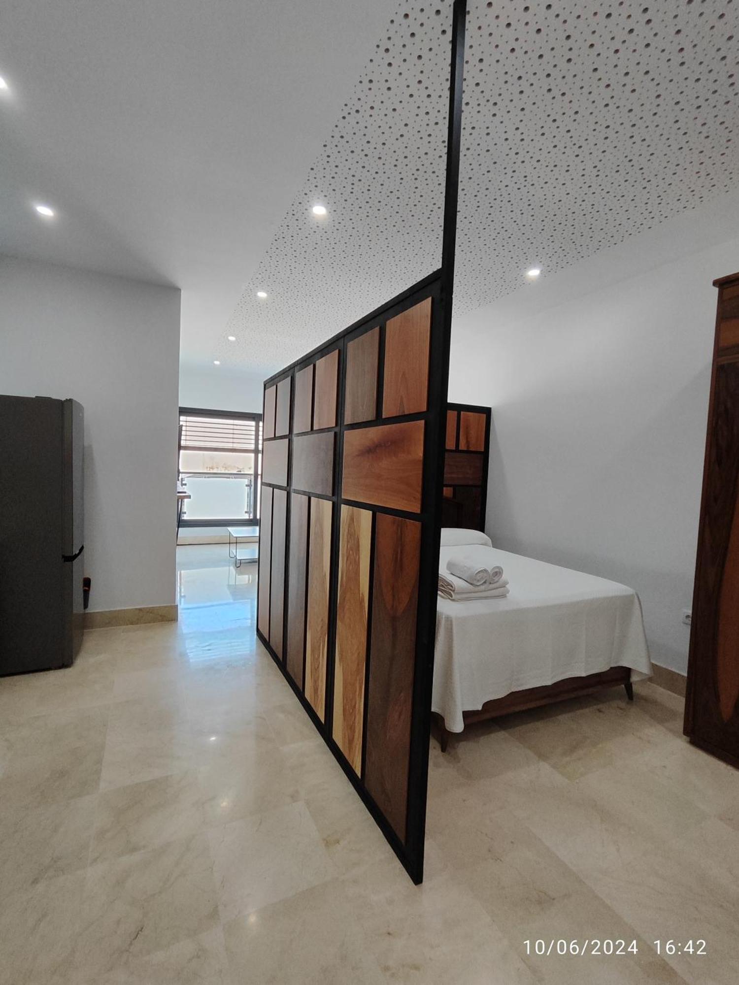Apartamentos Luxury Playa Victoria Кадис Экстерьер фото